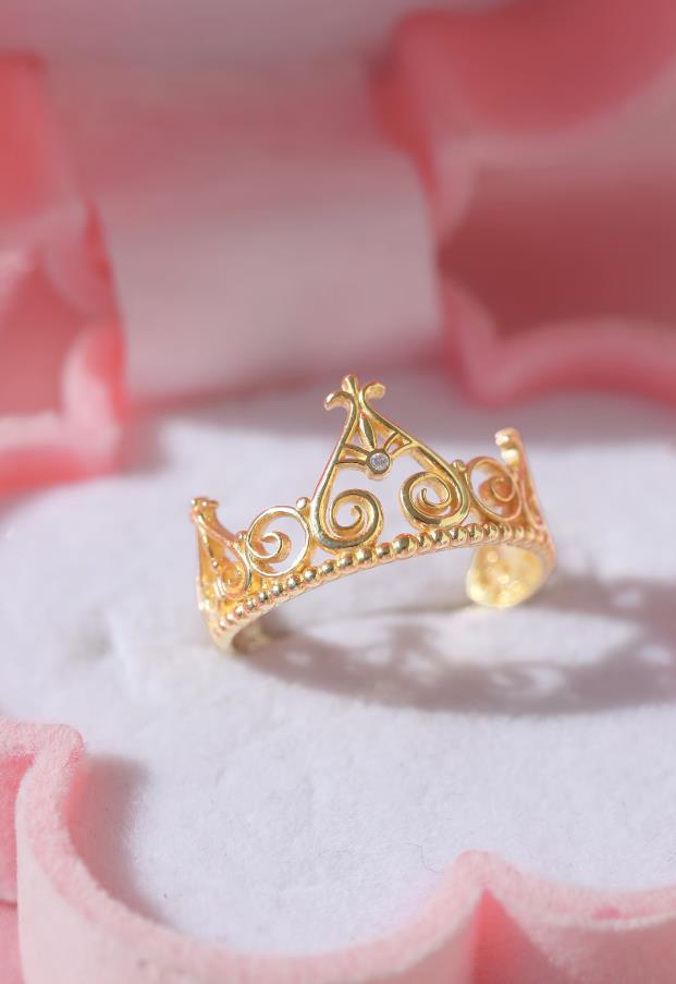 Anneliese Crown Ring Princess and the Pauper Crown Ring