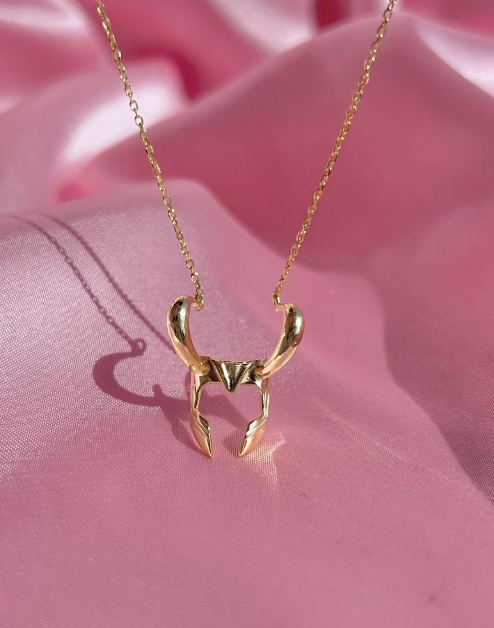 Loki Horn Necklace, Loki Helmet Necklace